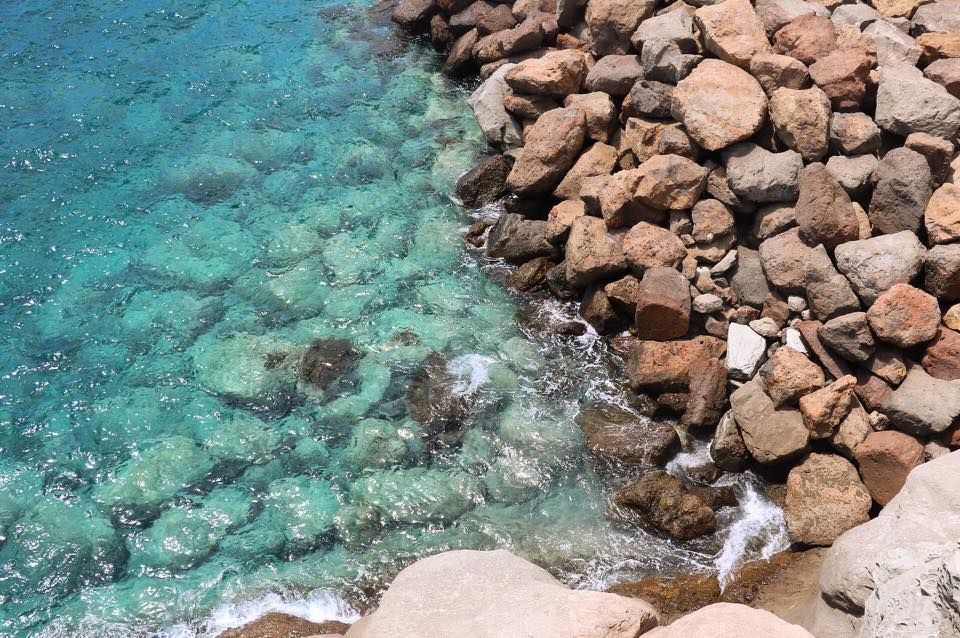 crystal blue waters in gran canaria 